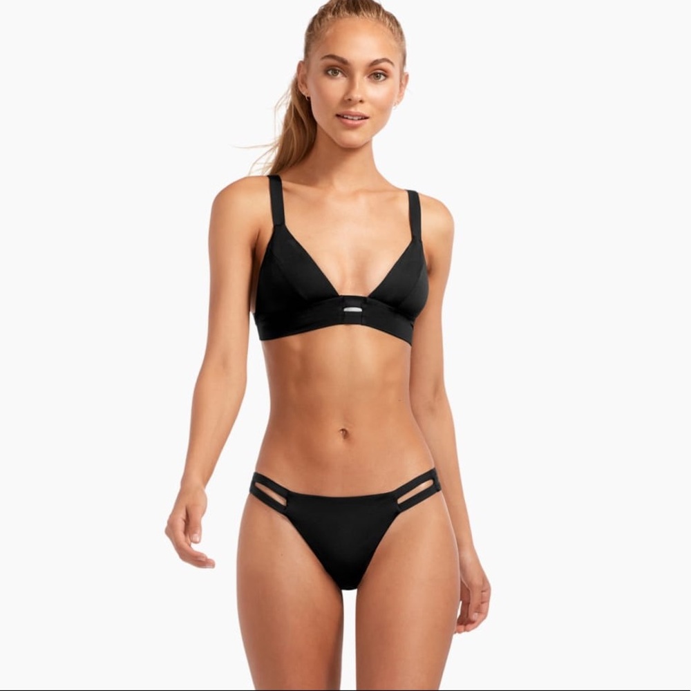 NWOT Vitamin A Neutra Bralette & Hipster Bottom - Picture 8 of 11